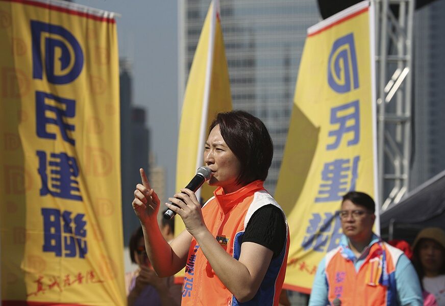 IZBORI U HONG KONGU Demokratski kandidati ovojili većinu