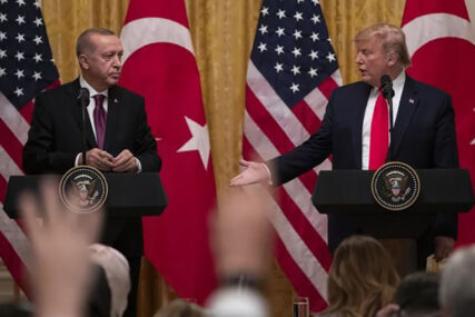 VELIKI IZAZOVI Dok se Tramp i Erdogan tapšu po ramenu i smješkaju, dvije zemlje NIKAD UDALJENIJE
