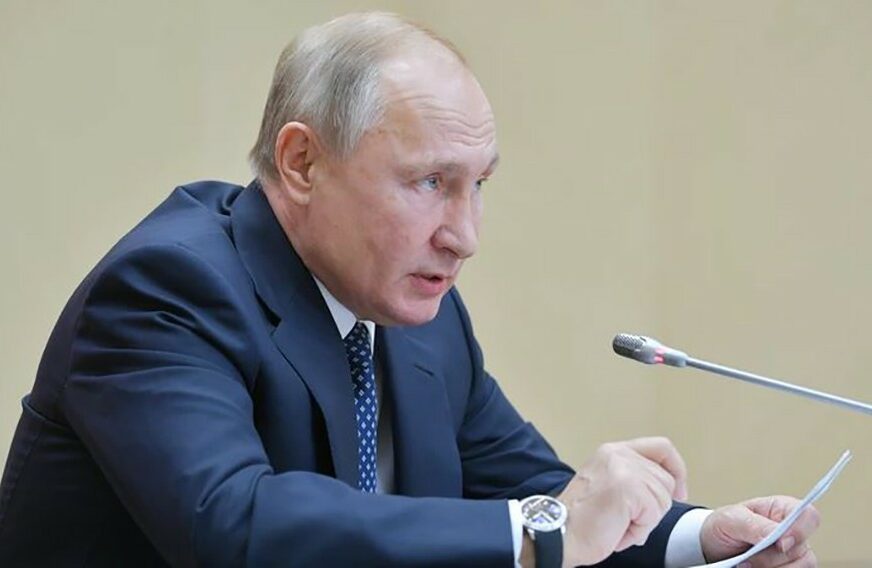 NIŠTA OD PRAKSE IZ SSSR Putin odbacio ideju beskonačnog predsjedničkog mandata