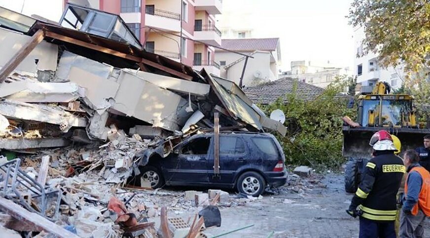 KAO TRI ATOMSKE BOMBE Zemljotres u Albaniji jednak eksploziji 60.000 tona TNT