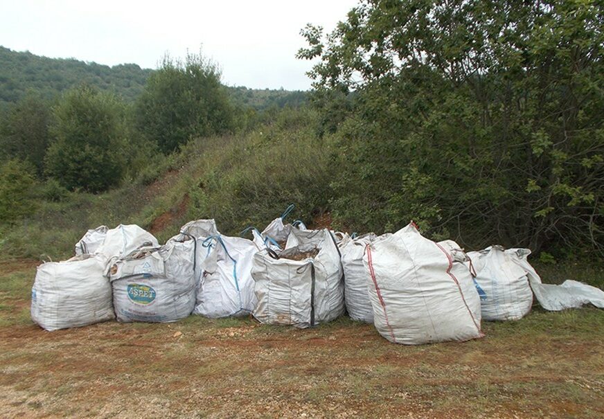 DEPONIJA LIJEKOVA NAPOKON UKLONJENA Farmaceutski otpad odvezen iz Jasenovih Potoka (FOTO)