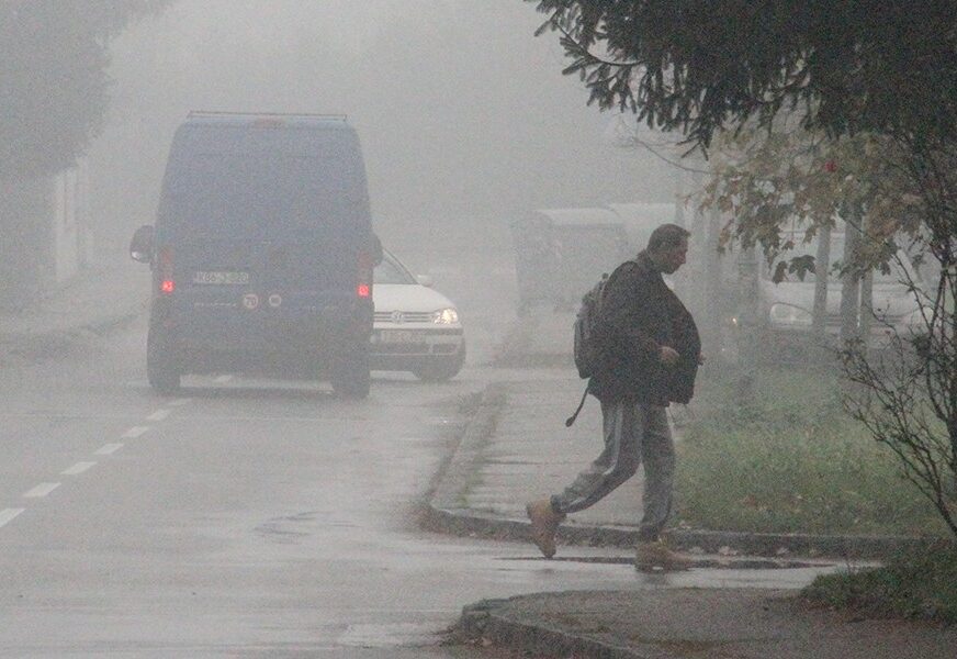 ZAGAĐEN VAZDUH Sarajevo i jutros "okovano" smogom