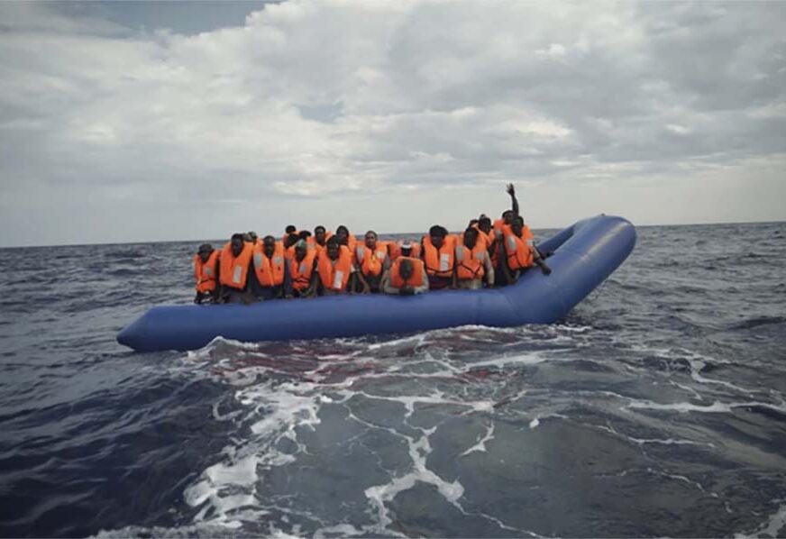 GRČKA PISALA SAVJETU EVROPU "Nastavićemo sa premještanjem migranata sa ostrva"
