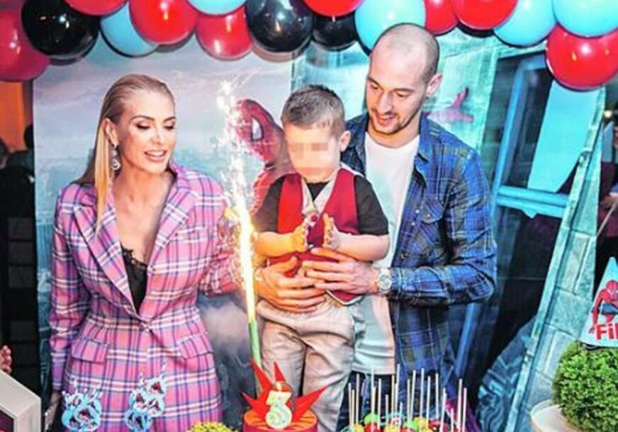 PROSLAVA ZA NASLJEDNIKA Golman Crvene zvezde sa suprugom napravio bajkovitu žurku za treći rođendan sina