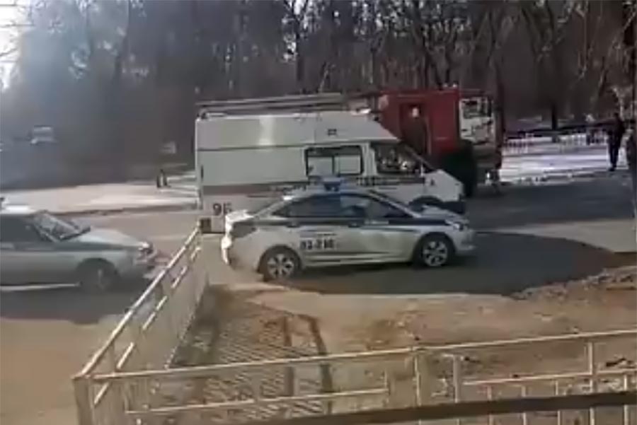 JEZIVE SCENE U RUSIJI Student zapucao na kolege, IMA MRTVIH (VIDEO)