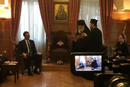 "PRAVOSLAVNI SVIJET JE TVRD ORAH" Vučić razgovarao sa poglavarom grčke crkve