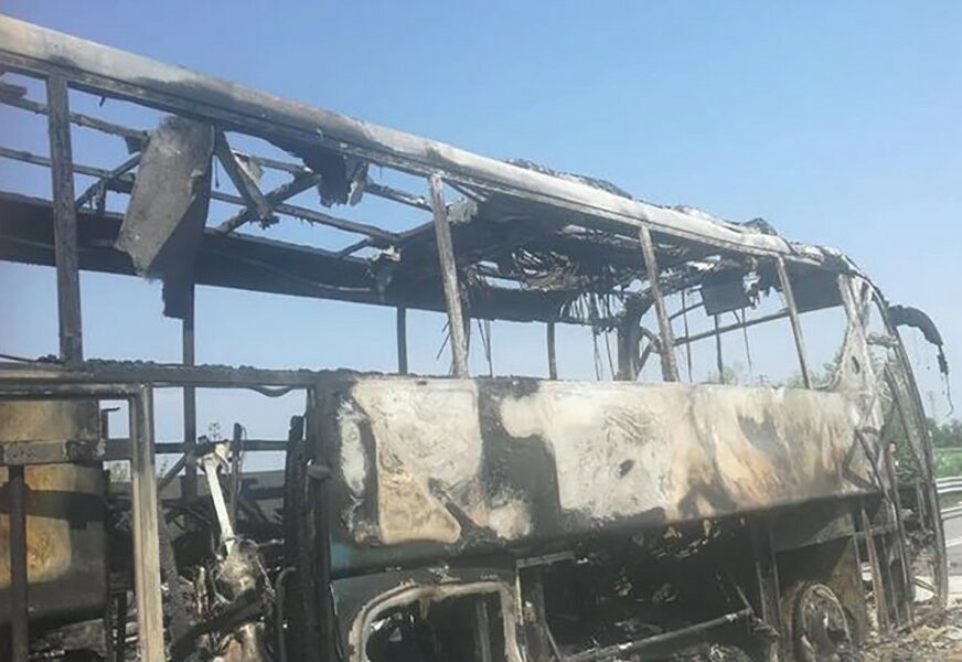 TRAGEDIJA U TUNISU Prevrnuo se turistički autobus, više od 20 LJUDI POGINULO