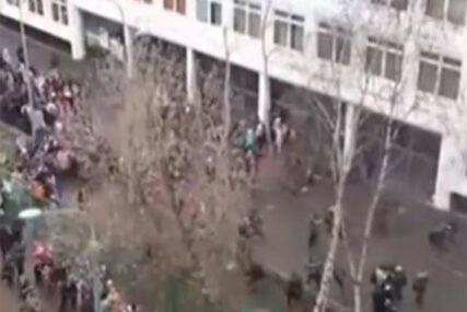 SKORO 30.000 LJUDI EVAKUISANO U MOSKVI Lažne dojave o bombama upućene iz UKRAJINE (VIDEO)