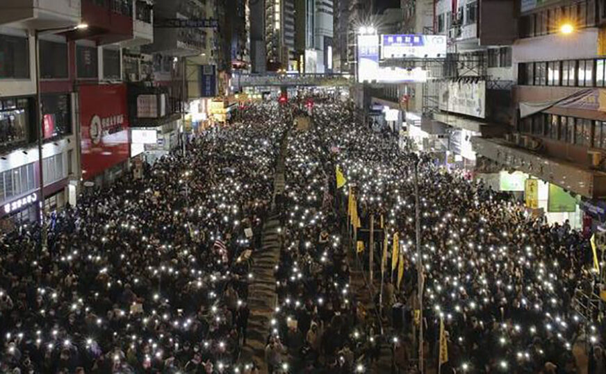 NE ODUSTAJU OD BORBE Hongkong uz proteste ušao u Novu godinu
