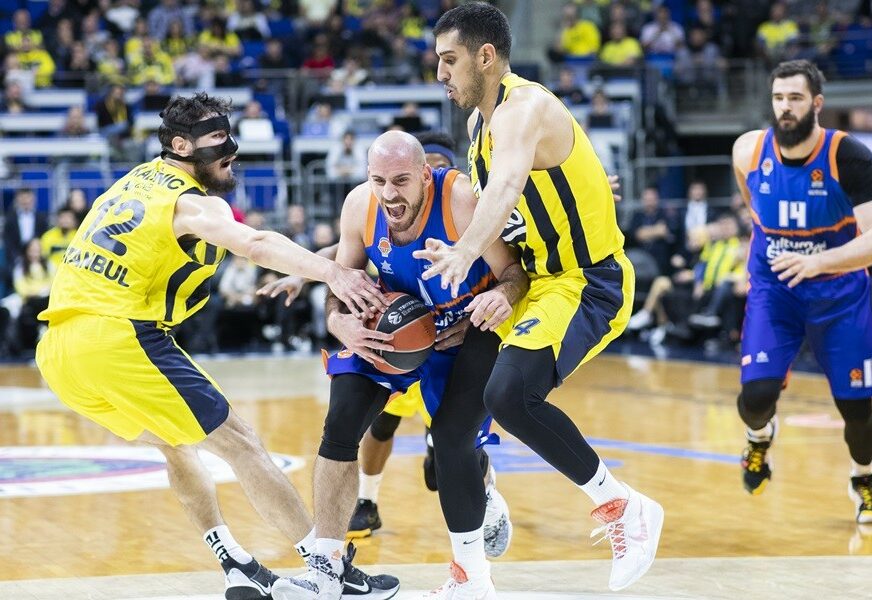 DRAMA U ISTANBULU Fener pao nakon produžetka, turski tim izgubio dobijen meč