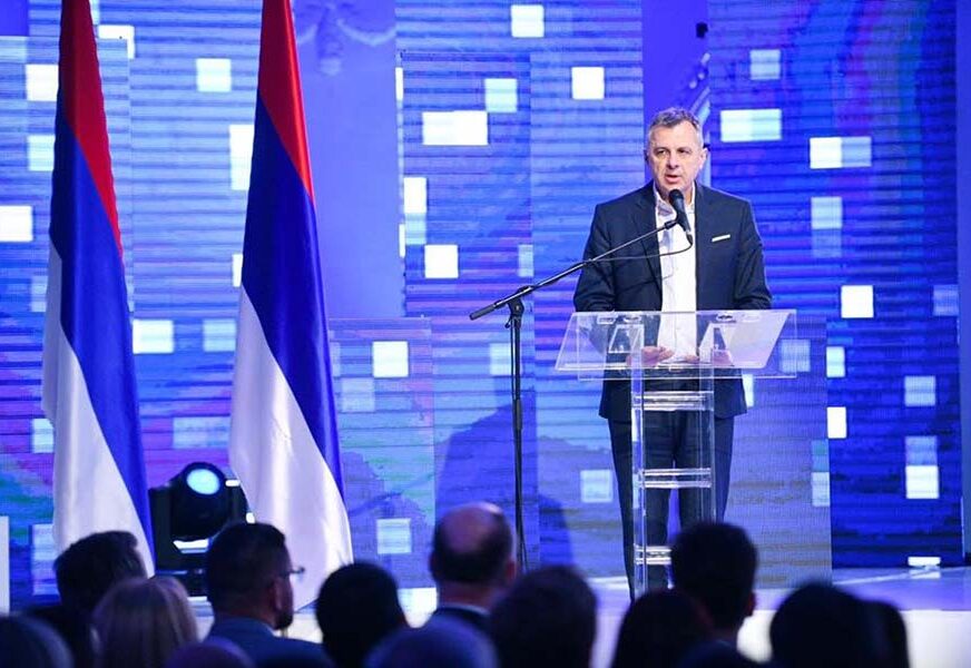 Radojičić ISKRENO: Ako zanemarimo tehnološki razvoj oko nas, TRAJNO ĆEMO ZAOSTAJATI