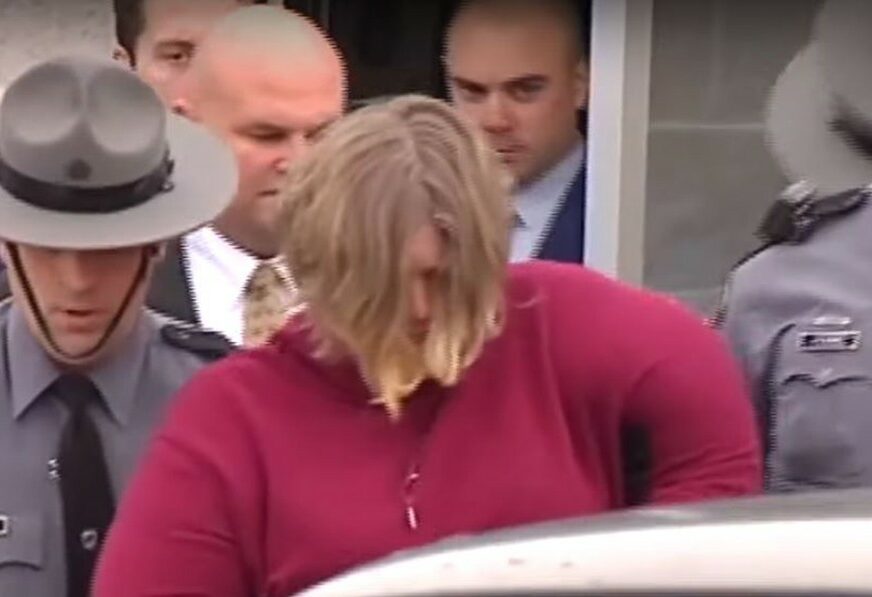 MAJKA IZ PAKLA Objesila osmogodišnjeg sina i četvorogodišnju kćerku (VIDEO)