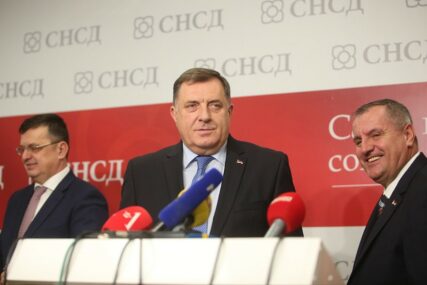"LJUDI IMAJU PRAVO NA BOLOVANJE" Dodik potvrdio da će najniža plata u Srpskoj biti 520 KM