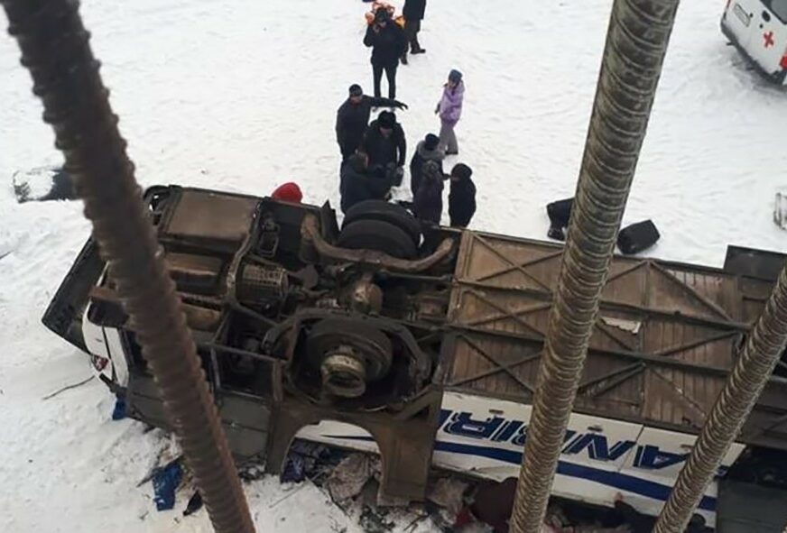 U NESREĆI POGINULO 19 OSOBA Rusija broji žrtve iz AUTOBUSA SMRTI