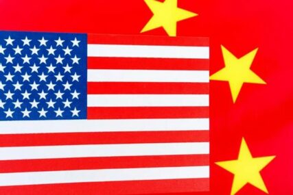 NJUJORK TAJMS TVRDI “SAD tajno protjerale dvojicu kineskih diplomata”