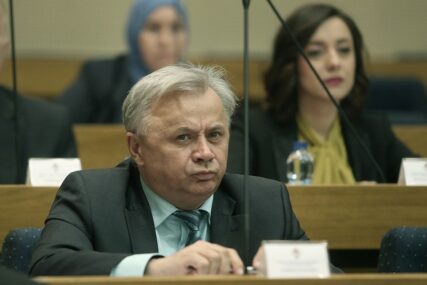 Stojanović o postupku Vukanovića "Potreban psiho test za poslanike i sve zaposlene u NSRS"