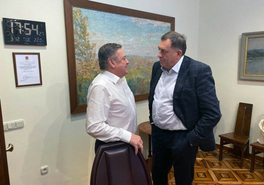 DODIK POZVAO JANKOVIĆA U BANJALUKU Srpski član Predsjedništva razgovarao sa gradonačelnikom Ljubljane