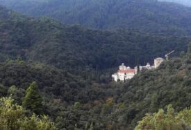 Jedu skromno i žive umjereno: Evo koje namirnice monasi sa Svete gore najviše cijene