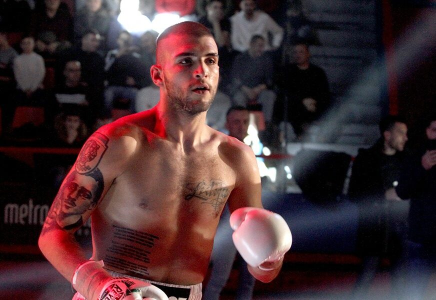 (FOTO) "MALA BARA PUNA KROKODILA" Veljko Ražnatović otkrio razlog zašto je napustio Beograd i otišao na selo