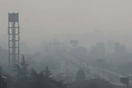 Zadaje velike zdravstvene probleme: Jutros najzagađeniji vazduh u Sarajevu, Zenici, Tuzli, Visokom, Bihaću i Kaknju