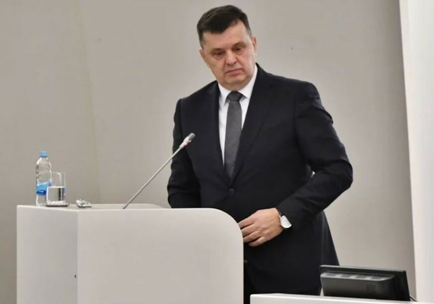 SAVJET MINISTARA Tegeltiji dostavljena imena ministara i zamjenika iz Srpske i HDZ