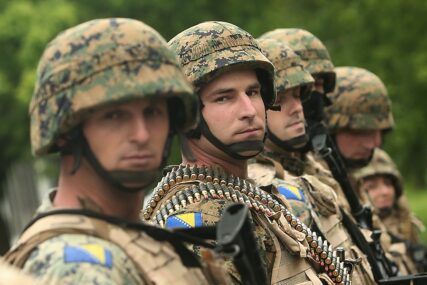 "Vojnici bi nam izgledali kao talibani" Pred Ustavnim sudom BiH NOŠENJE BRADE