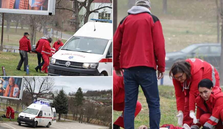 HITNO PREVEZEN U BOLNICU Radnik pao sa ljestvi prilikom postavljanja bilborda