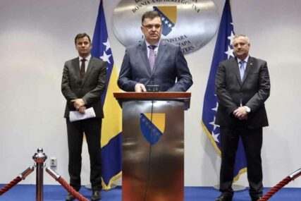 PREMIJERI SLOŽNI Tegeltija: Do kraja januara sjednica Savjeta ministara i Vlada Srpske i FBiH