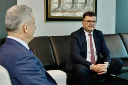 Tegeltija: Božović neće biti ministar samo ako ne prođe provjere