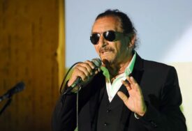 (FOTO) TAJNA OTKRIVENA DECENIJAMA KASNIJE Evo ko je žena kojoj je posvećen čuveni hit "Bijelog dugmeta"