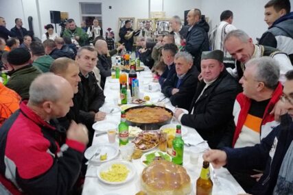 "Ako nestane običaja, NESTAĆE I SELA": Još jedna uspješna "Burekijada" u Kotor Varošu (FOTO)