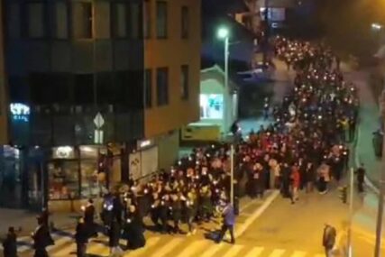 NASTAVLJAJU SE PROTESTI U CRNOJ GORI Građani i večeras na ulicama (VIDEO)