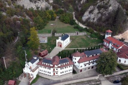 SVETINJA OPSTALA SEDAM VIJEKOVA Manastir Dobrun - jedan od najstarijih u BiH