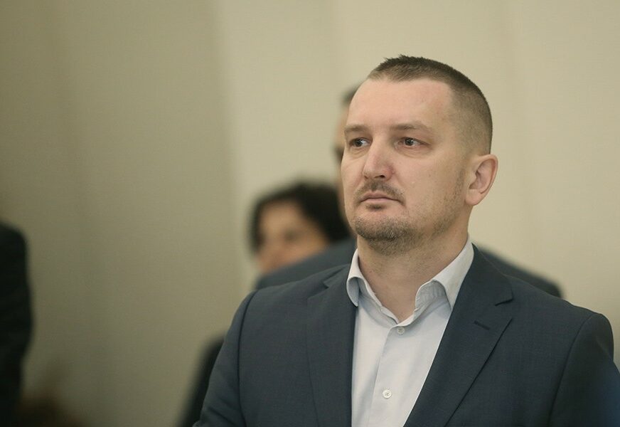 "SVEŠĆE SE NA POLITIKANTSTVO" Grubeša smatra da se reformom pravosuđa treba baviti struka