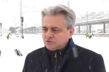 SA ADVOKATIMA DIJELIO PROFIT Uhapšen direktor Infrastruktura Željeznica zbog MITA OD 10.000 EVRA