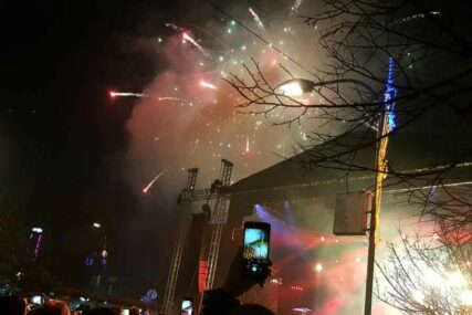 VESELJE ŠIROM SRPSKE Pravoslavna Nova godina dočekana uz molitvu,pjesmu i vino (FOTO)