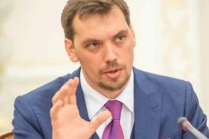 “ZA MENE JE ON UZOR” Premijer Ukrajine podnio ostavku, a razlog je PREDSJEDNIK