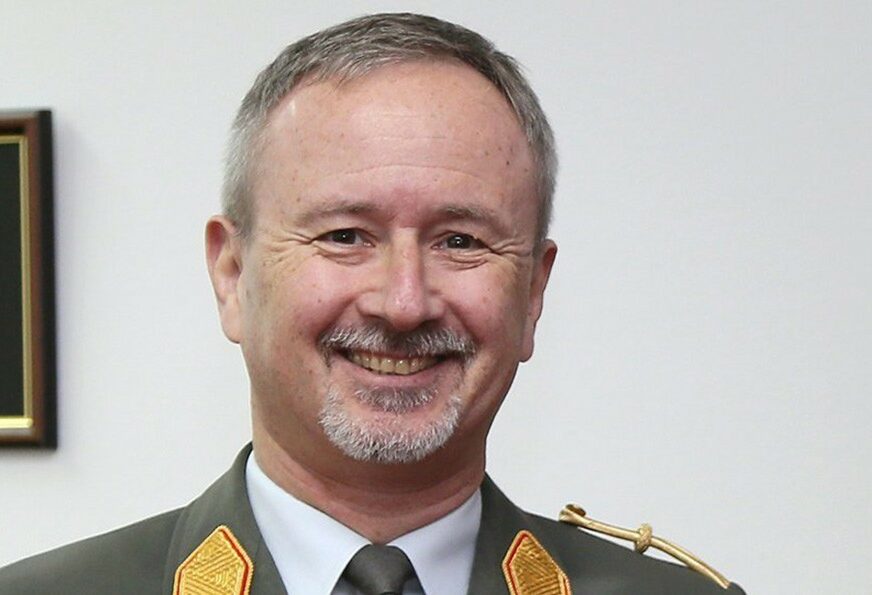 GUBITNIK DANA Rajnhard Trišak