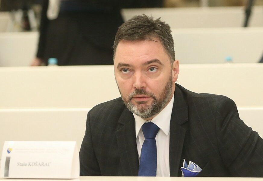 "BiH treba da bude neutralna" Košarac tvrdi da ministri iz Srpske imaju jasan stav o krizi u Ukrajini