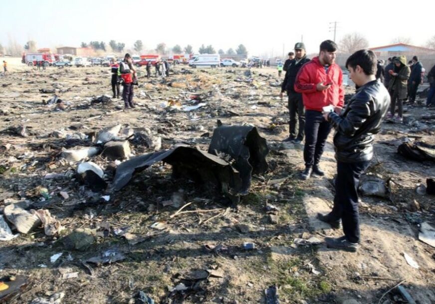 STUDENTI, PROFESORI, PORODICE U avionskoj nesreći u Iranu poginulo 176 LJUDI