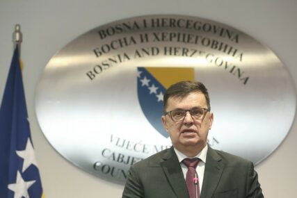 Tegeltija jasan: Odluka o PROVJERI DIPLOMA zaposlenih u institucijama BiH nije na Savjetu ministara