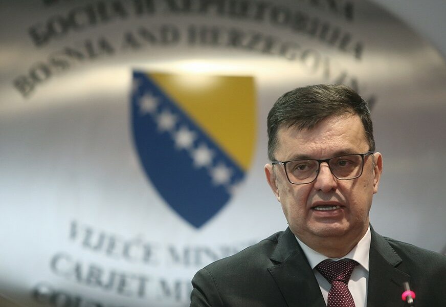SJEDNICA SAVJETA MINISTARA Završena imenovanja i donijeta odluka o ulasku državljana EU u BiH