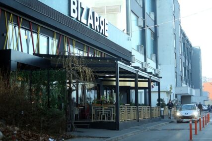 DOJAVA O BOMBI Policija evakuisala kafić u centru Banjaluke