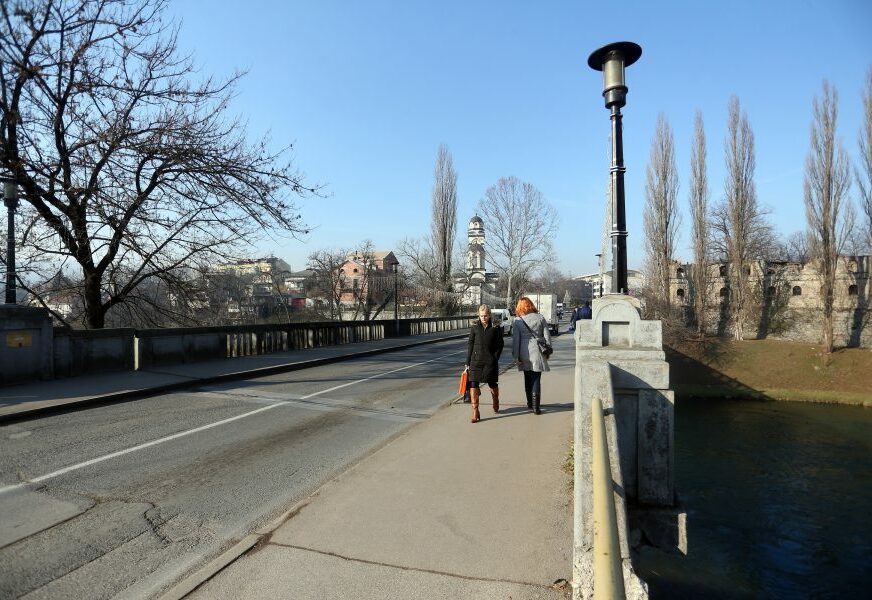 PLANIRANA ZAMJENA ASFALTA Iduće sedmice počinje sanacija Gradskog mosta