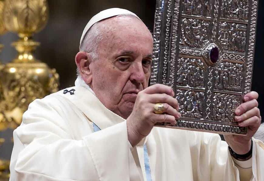 Papa uputio apel: Rat donosi samo smrt i uništenje