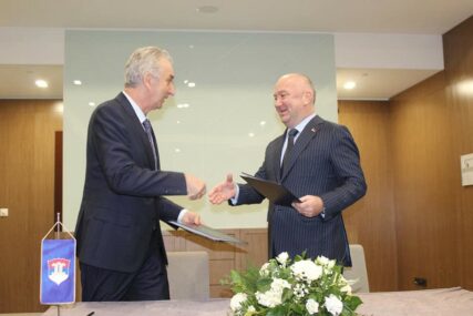 "ČUVAMO NACIONALNO JEDINSTVO“ SDS i SNP potpisali sporazum o saradnji