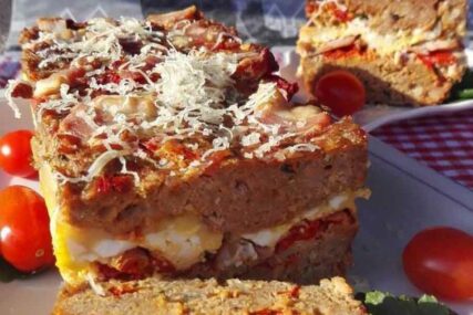 SOČNO Punjena vekna od mljevenog mesa