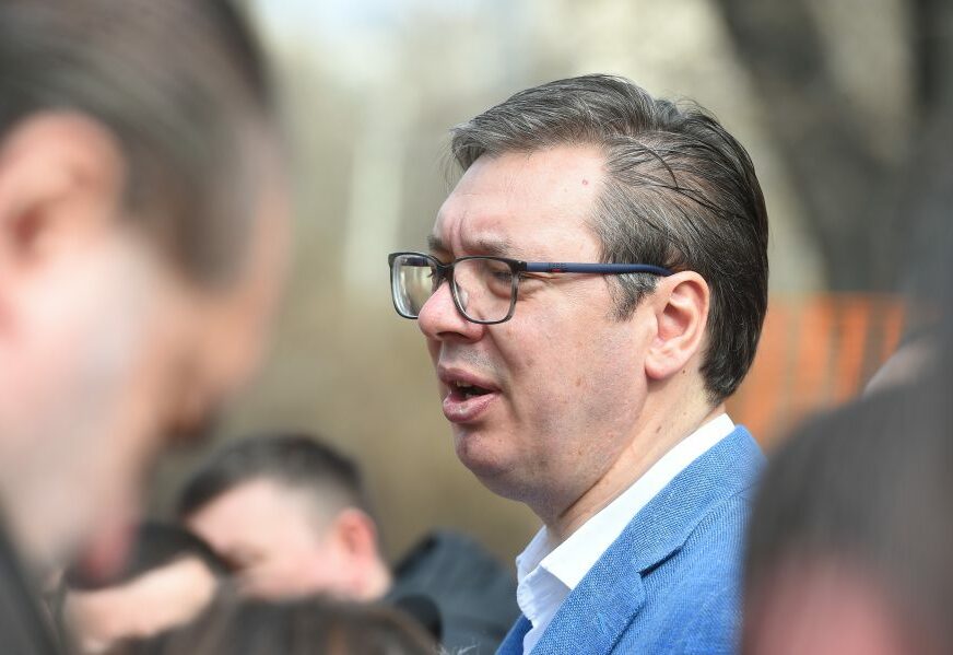 “TRUDIM SE DA BUDEM KOREKTAN” Vučić poručio da je sit moralnih pridika iz BiH