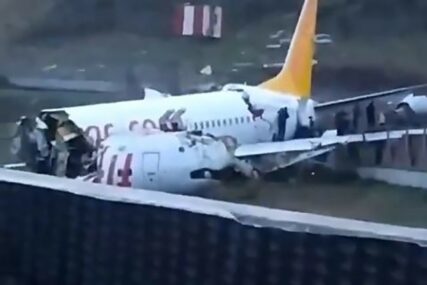 NESREĆA U ISTANBULU Avion skliznuo sa piste i PREPOLOVIO SE (VIDEO)