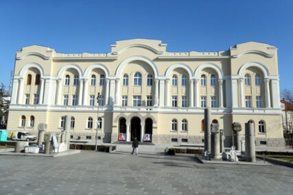 KASTEL RAZDVOJITI OD BANSKOG DVORA Prvi korak u osnivanju Muzeja grada Banjaluka